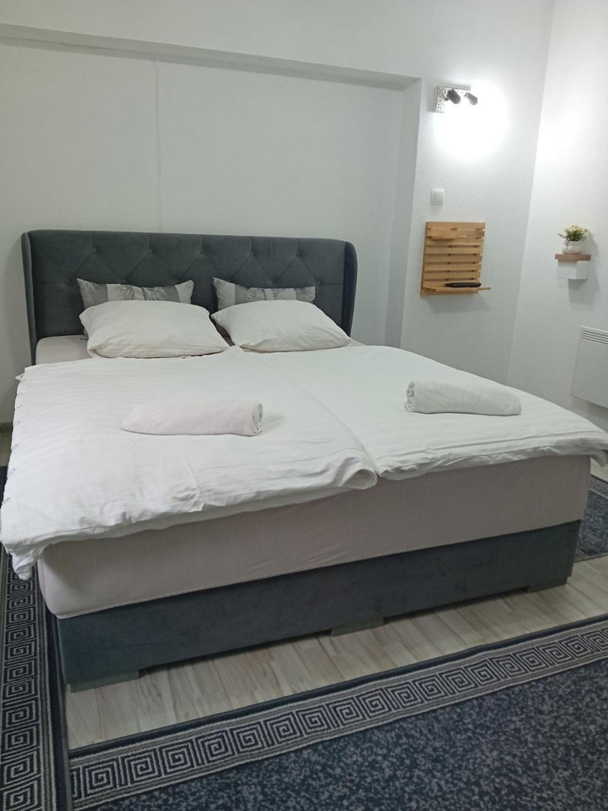 Appartement Aurora à Visoko Extérieur photo